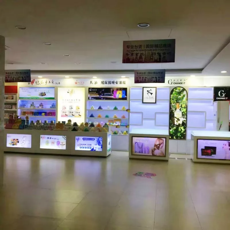 Kabinet paparan kosmetik