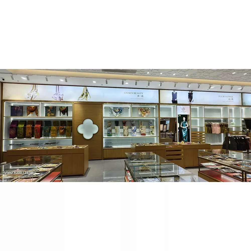 Rak Paparan Pakaian Wanita Kaca