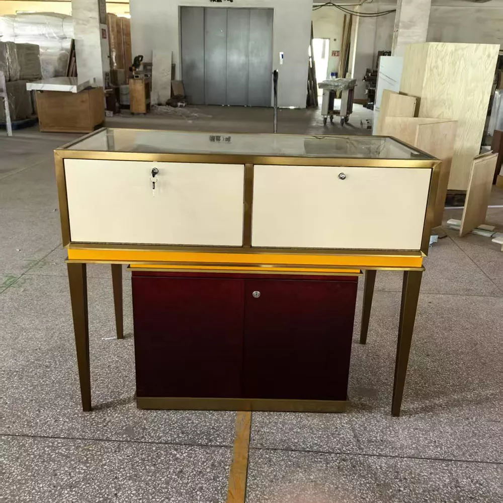 Pameran Perhiasan Menara Keluli Stainless